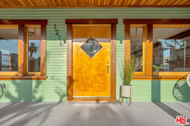 1216 N Mariposa Avenue, Los Angeles, CA 90029 - Image #2