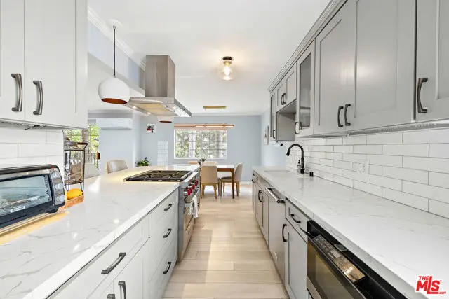 1228 14th Street #201, Santa Monica, CA 90404 - Image #1