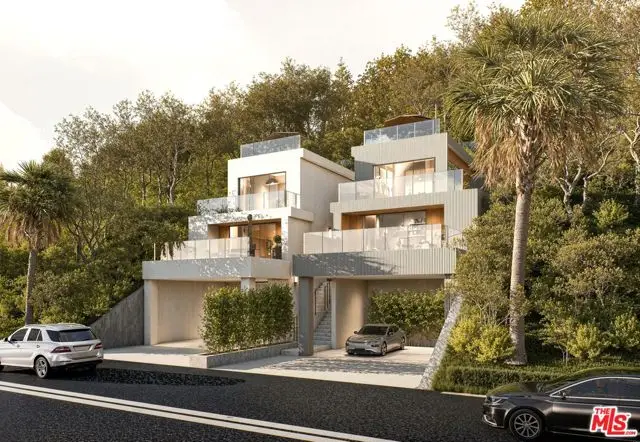 8534 Lookout Mountain Avenue, Los Angeles, CA 90046 - Image #1