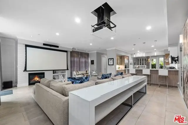 6099 S Seabluff Drive, Los Angeles, CA 90094 - Image #2