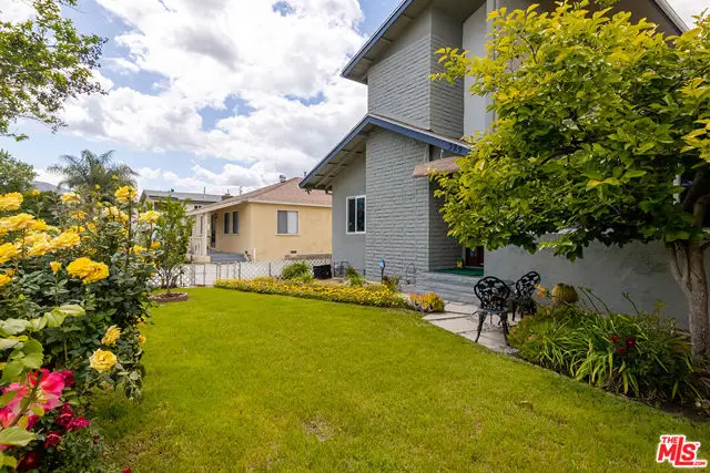 329 Thompson Avenue, Glendale, CA 91201 - #2