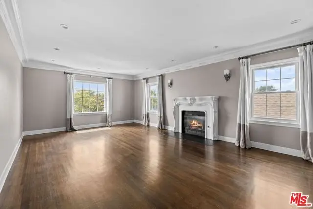 1307 S Rimpau Boulevard, Los Angeles, CA 90019 - Image #3