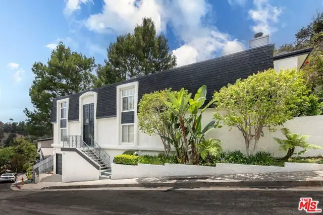 17066 Empanada Place, Encino, CA 91436 - #1