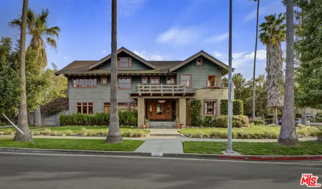 2102 W 24th Street, Los Angeles, CA 90018 - Image #1