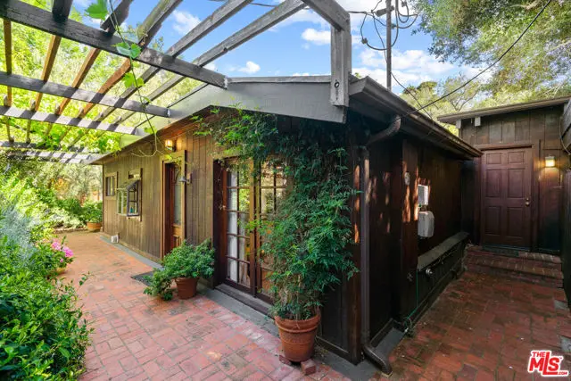 21550 Summit Trail, Topanga, CA 90290 - Image #1