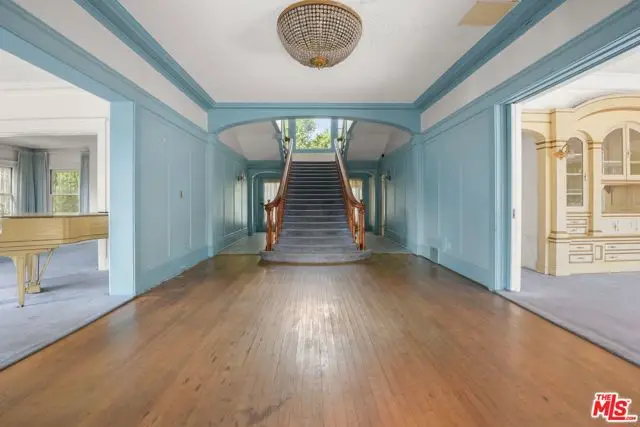 1685 S Victoria Avenue, Los Angeles, CA 90019 - Image #3