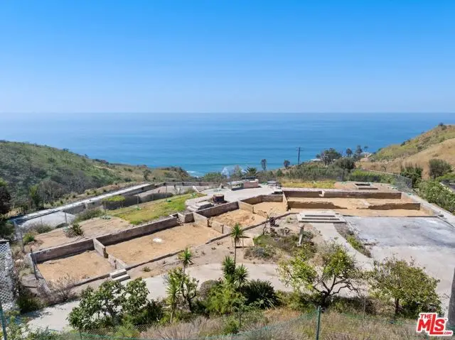 20740 Las Flores Mesa Drive, Malibu, CA 90265 - Image #1