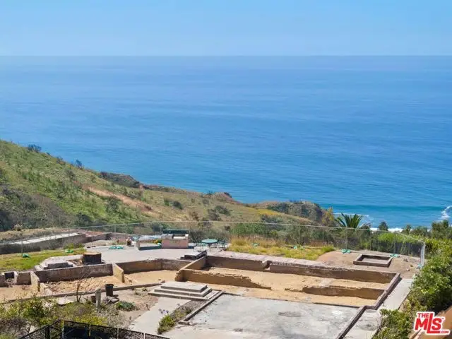 20740 Las Flores Mesa Drive, Malibu, CA 90265 - Image #3