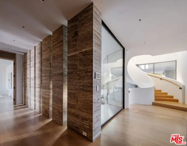 1504 N Kenter Avenue, Los Angeles, CA 90049 - Image #3