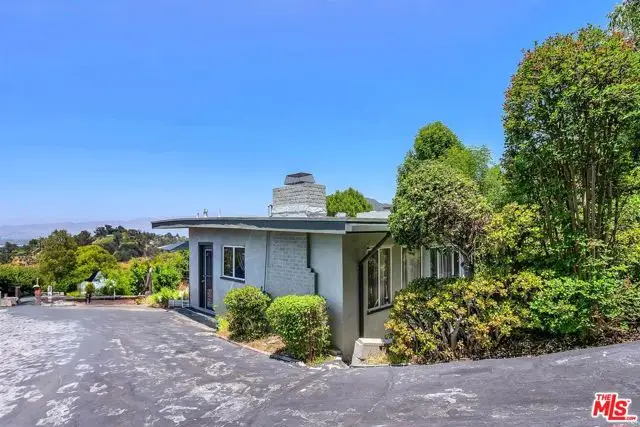 7191 Woodrow Wilson Drive, Los Angeles, CA 90068 - Image #1