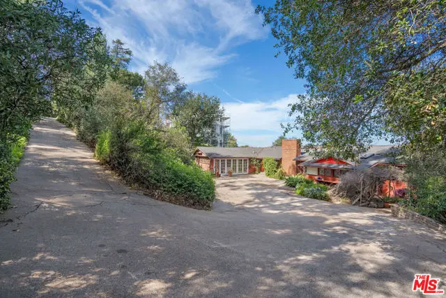 15739 Mulholland Place, Los Angeles, CA 90049 - #3