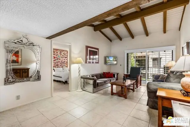 1050 E Ramon Road #15, Palm Springs, CA 92264 - #2