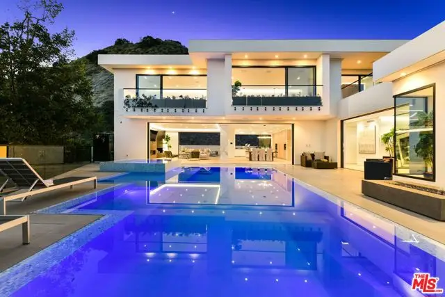 5107 Los Hermosos Way, Los Angeles, CA 90027 - Image #2