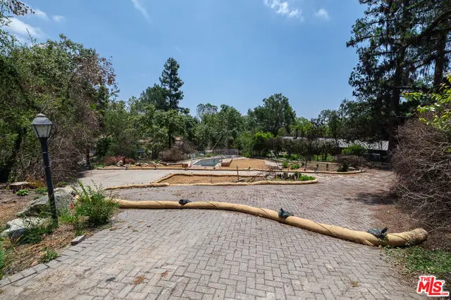 1414 E Palm Street, Altadena, CA 91001 - Image #3