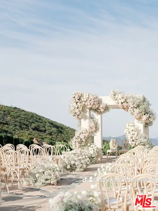 415 Stunt Road, Calabasas, CA 91302 - Image #2