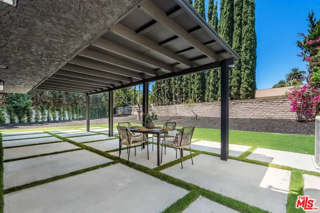 22357 Welby Way, Canoga Park, CA 91303 - Image #2