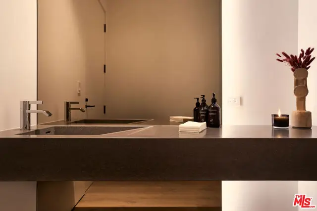 8899 Beverly Boulevard #5F, West Hollywood, CA 90048 - Image #2