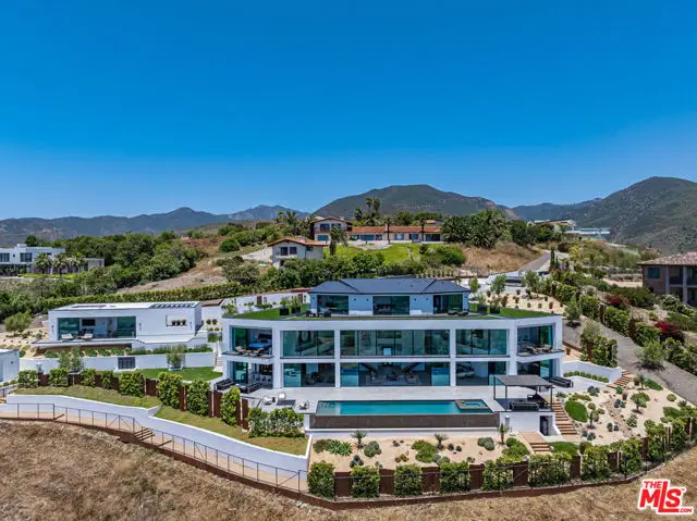 6156 Zumirez Drive, Malibu, CA 90265 - Image #2
