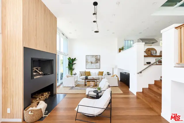 5106 Pacific Avenue, Marina Del Rey, CA 90292 - Image #2