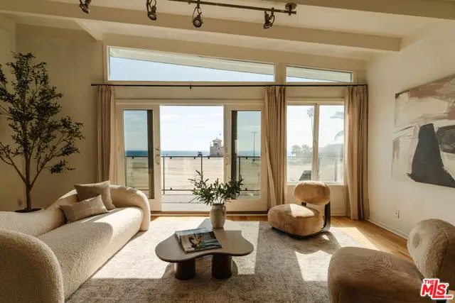 6935 Trolleyway, Playa Del Rey, CA 90293 - Image #2