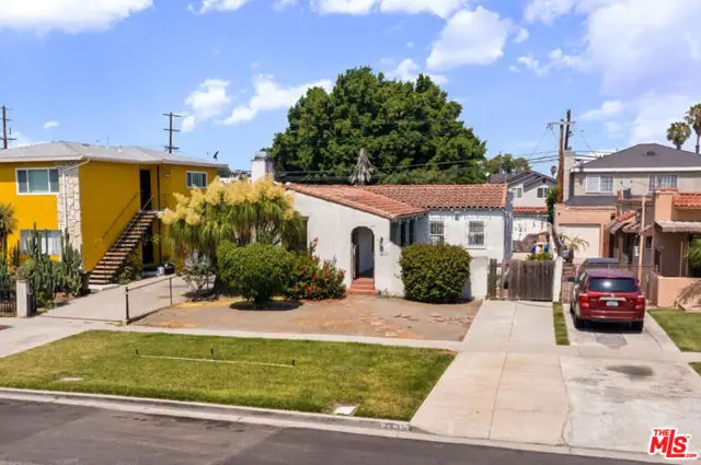 2435 S Dunsmuir Avenue, Los Angeles, CA 90016 - Image #3