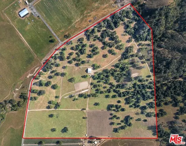 770 Limekiln Road, Hollister, CA 95023 - Image #2