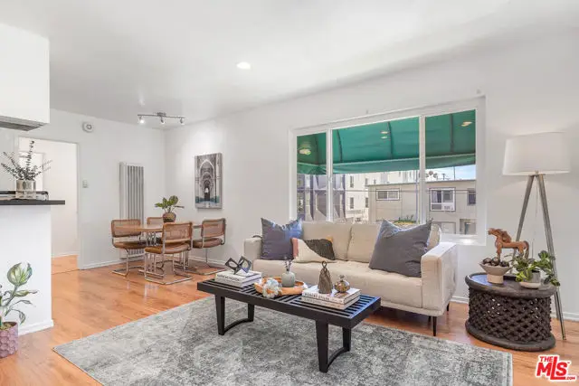 4358 Berryman Avenue #9, Los Angeles, CA 90066 - Image #1