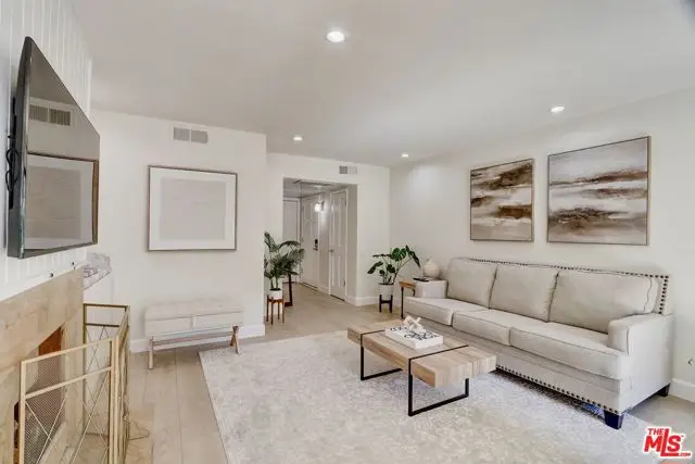 2345 Roscomare Road #303, Los Angeles, CA 90077 - Image #3