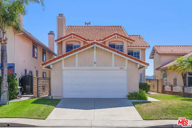 12119 Falcon Crest Way, Porter Ranch, CA 91326 - Image #3