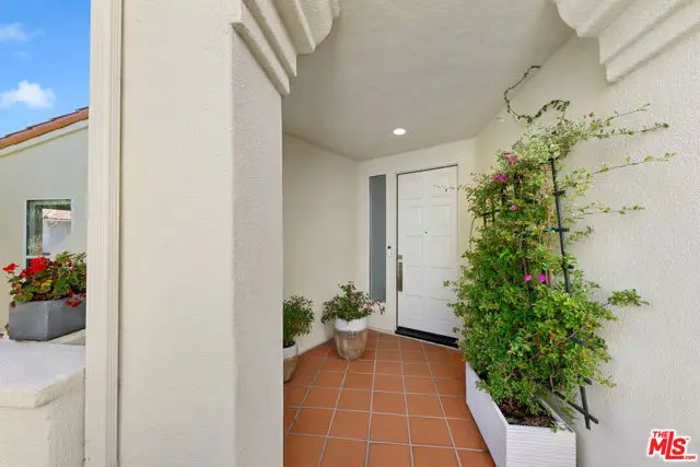 6481 Zuma View Place #109, Malibu, CA 90265 - Image #3