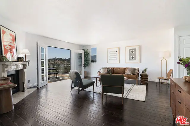 1715 Kemper Street, Los Angeles, CA 90065 - Image #2