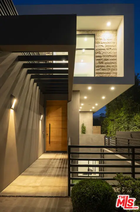 8356 W 4th Street, Los Angeles, CA 90048 - Image #2