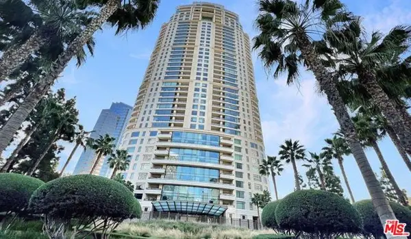 1 W Century Drive #28B, Los Angeles, CA 90067