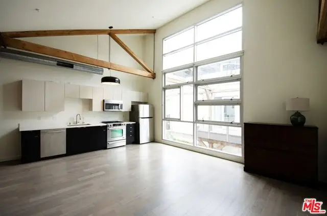 527 Molino Street #217, Los Angeles, CA 90013 - Image #2