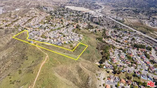 17366 Sierra Highway, Santa Clarita, CA 91351