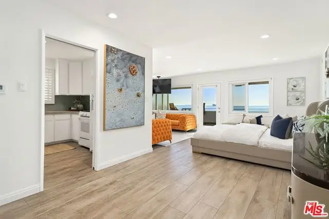 28 5th Place, Long Beach, CA 90802 - Image #2