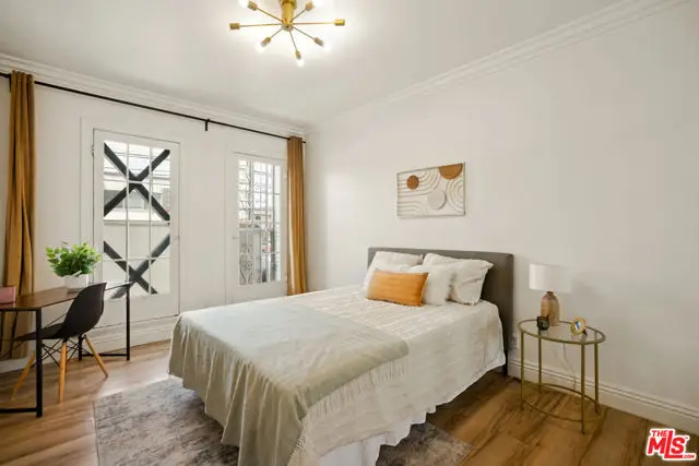 2121 James M Wood Boulevard #124, Los Angeles, CA 90006 - Image #2