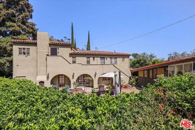 2515 N Commonwealth Avenue, Los Angeles, CA 90027 - Image #1