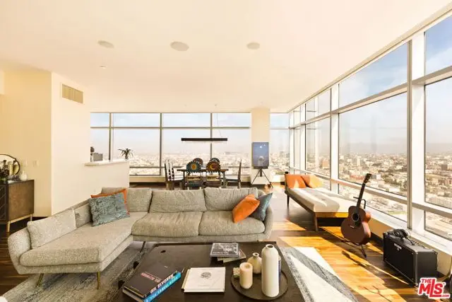 900 W Olympic Boulevard #33J, Los Angeles, CA 90015 - Image #3