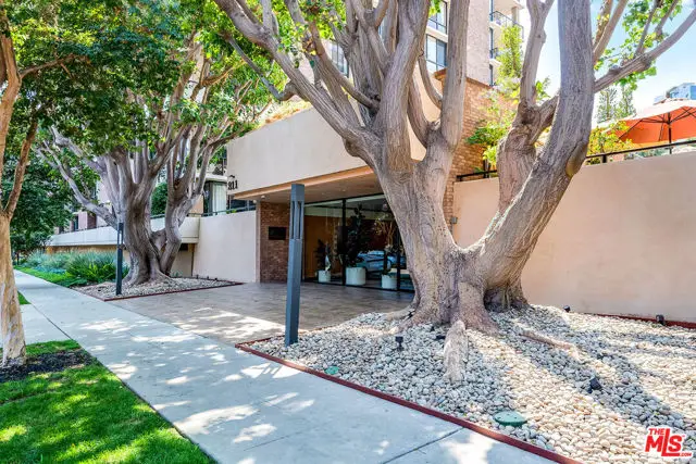 211 S Spalding Drive #107N, Beverly Hills, CA 90212 - Image #2