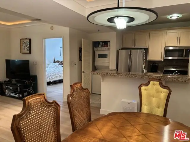 2222 N Beachwood Drive #207, Los Angeles, CA 90068 - Image #3