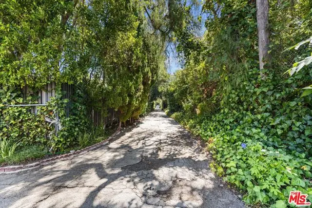 5417 Encino Avenue, Encino, CA 91316 - Image #3