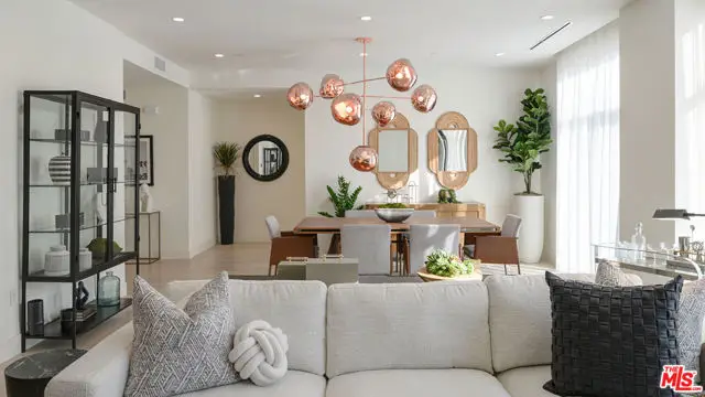 425 N Palm Drive #104, Beverly Hills, CA 90210 - #2