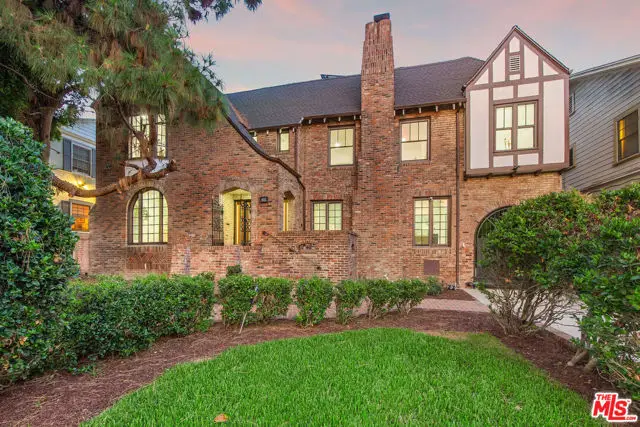 832 S Plymouth Boulevard, Los Angeles, CA 90005 - #1