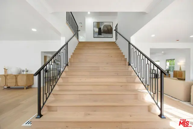 832 S Plymouth Boulevard, Los Angeles, CA 90005 - #3