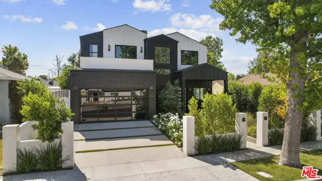 5741 Newcastle Avenue, Encino, CA 91316 - Image #1