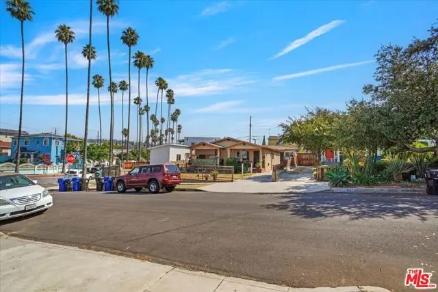 2737 W Avenue 30 Avenue, Los Angeles, CA 90065 - Image #3