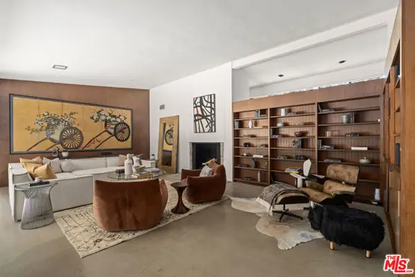 1234 Woodland Drive, Santa Paula, CA 93060