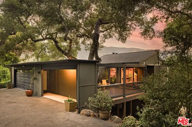 1512 Hillcrest Road, Santa Barbara, CA 93103 - Image #2