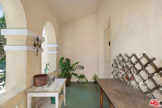 113 N Croft Avenue, Los Angeles, CA 90048 - Image #3